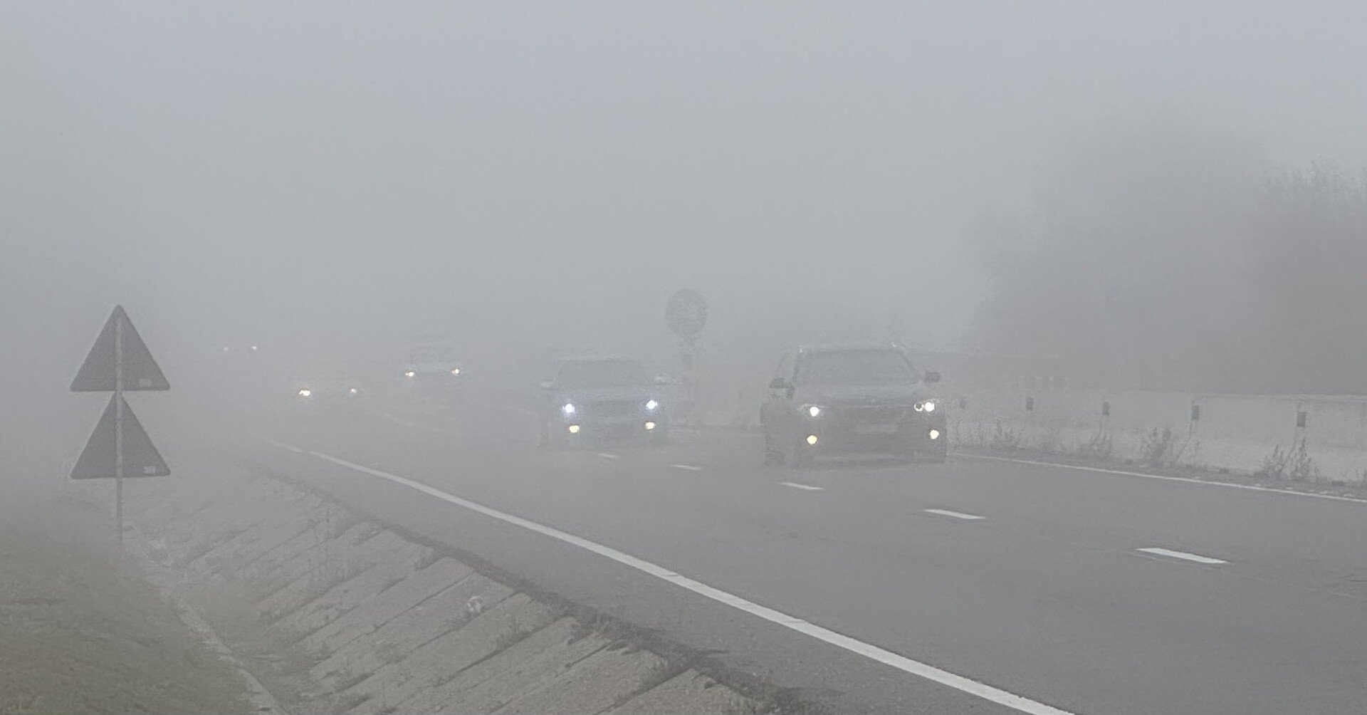 Atenție șoferi! Cod galben de ceață în județul Sibiu