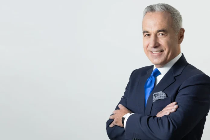 Călin Georgescu, vorbind la un eveniment public în fața susținătorilor săi