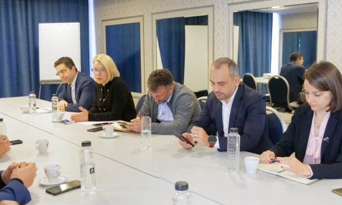 WhatsApp Image 2024-11-23 at 11.54.44_59da81a2