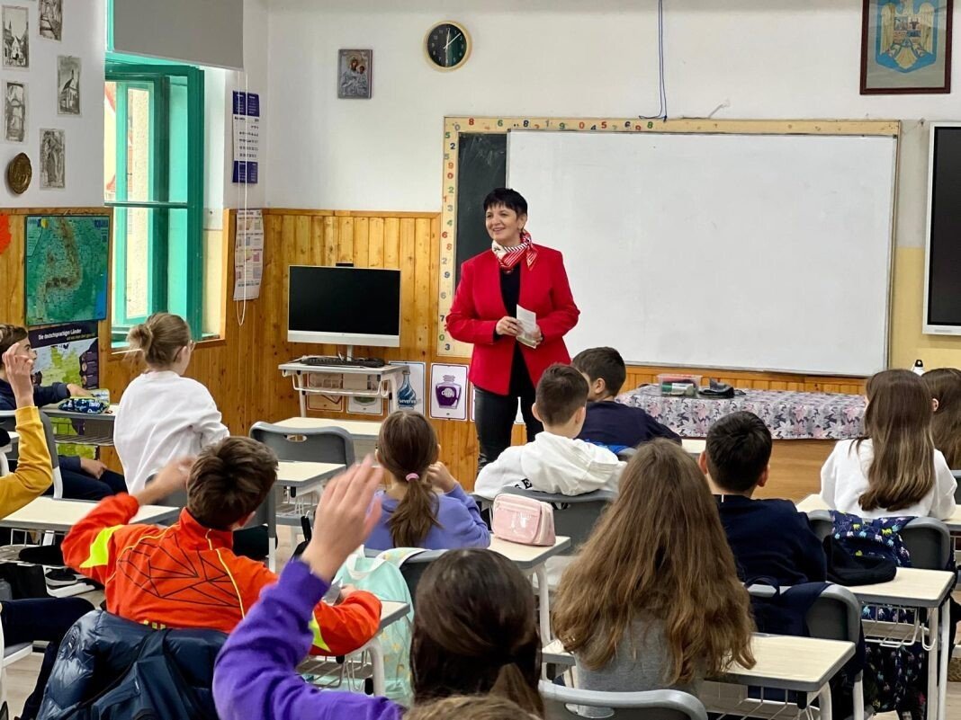 32f54c0a-01ea-4a02-a787-ca7dffa65b7d