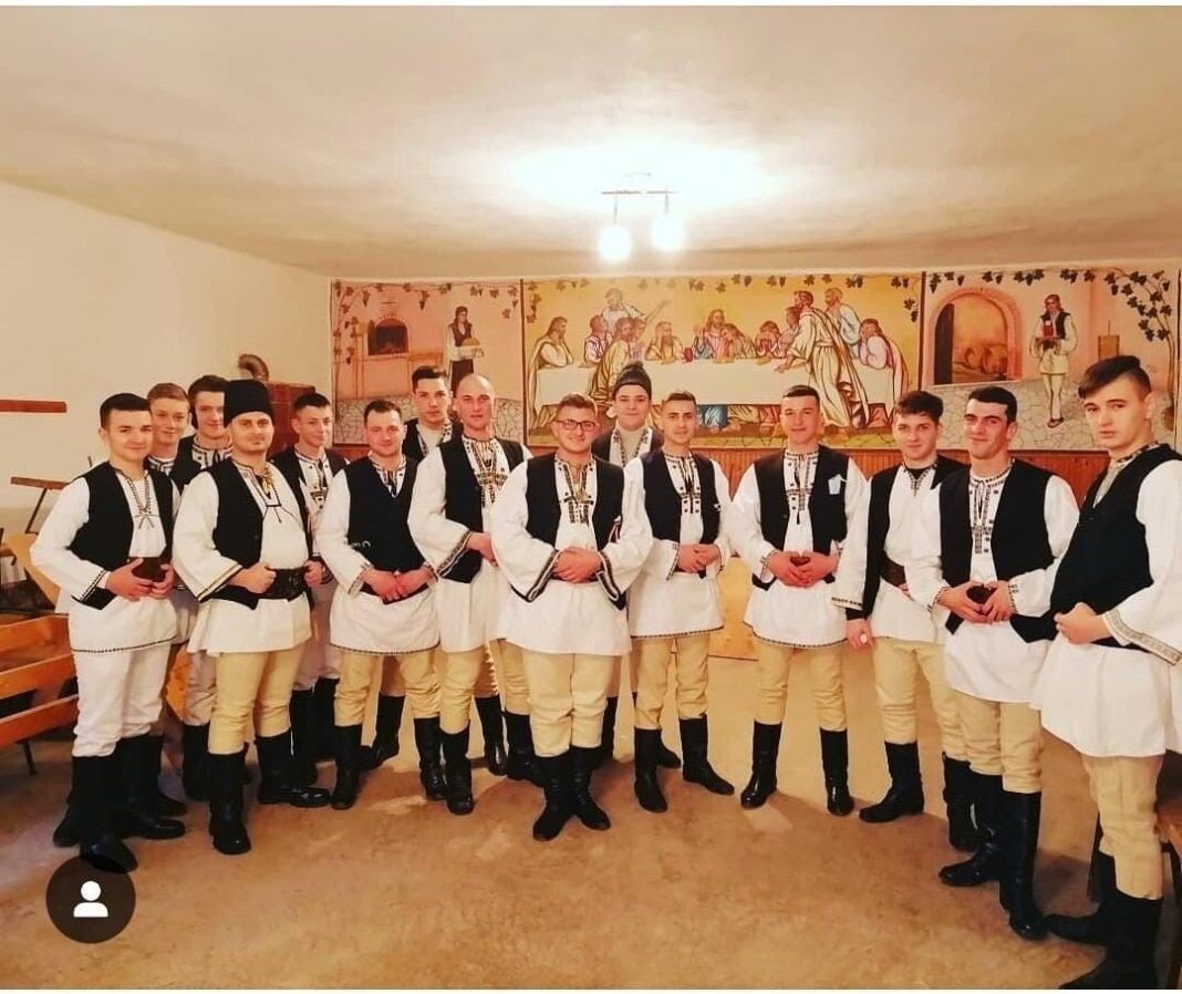 da39f3d8-c044-427e-9487-71f3f95cb74a-1