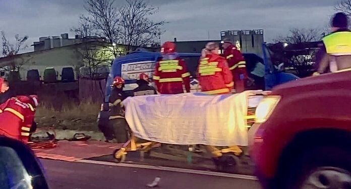 48477bf9-9b9b-44d3-857b-1b185c422b40-1