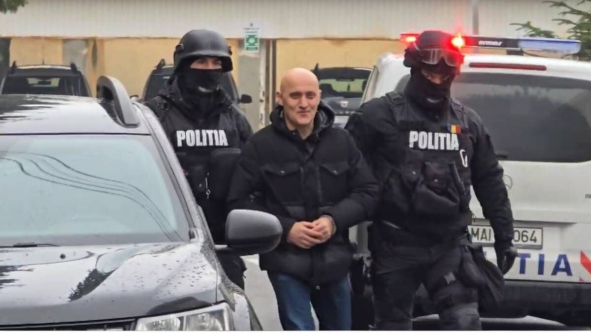 Se estompează zâmbetul lui Potra?! Procurorii cer arestarea lui și a fiului său!