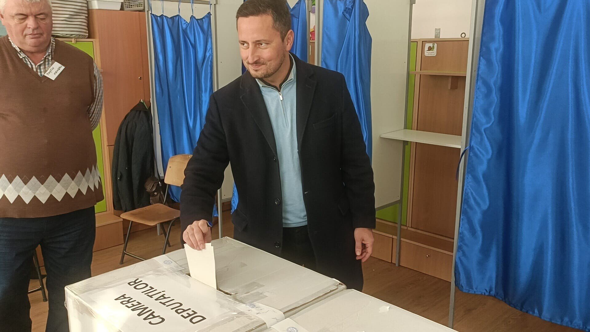 Europarlamentarul Nicu Ștefănuță a votat astăzi la Sibiu pentru reconciliere și unitate