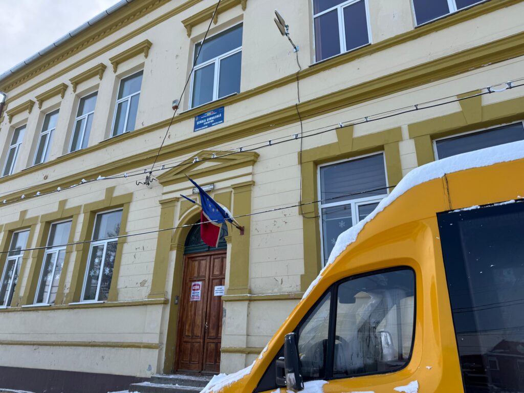 Scoala Gimnaziala Chirpar