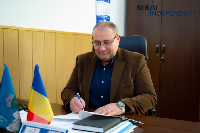 Vasilica Sorin Cartan, primarul comunei Cartisoara