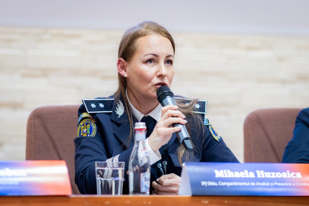 Subcomisar de poliţie HUZOAICA Mihaela