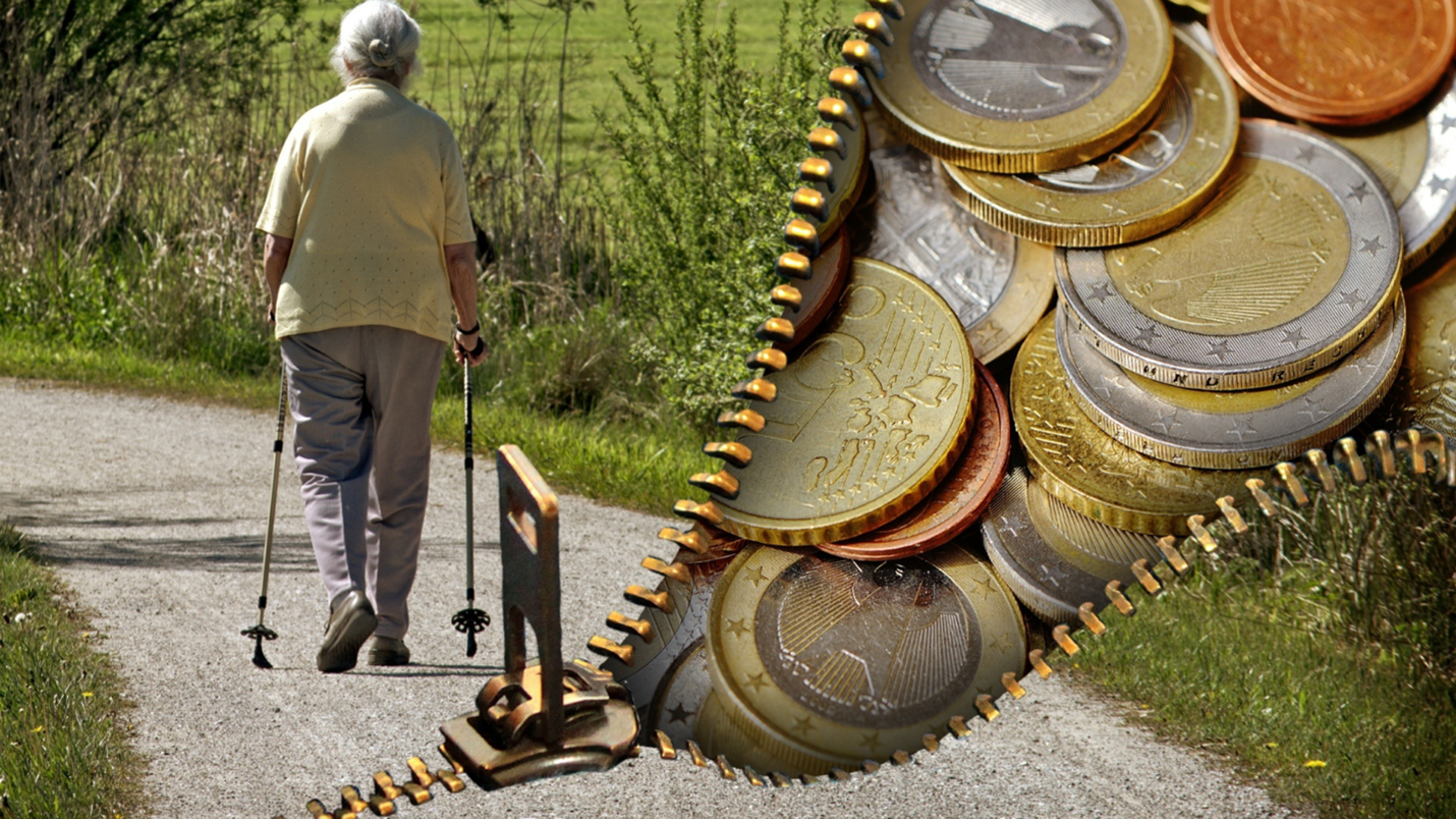 Românii vor avea venituri tot mai mici. Generația „decrețeilor” va încasa pensii a căror valoare va fi de doar 30% din ultimul salariu