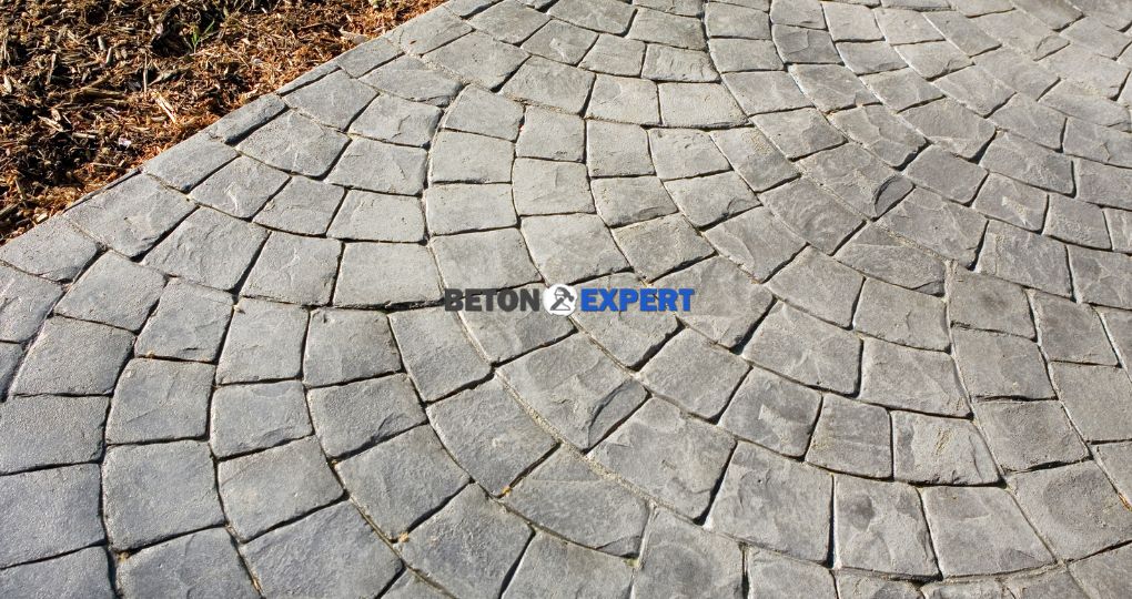 xr:d:DAFwe9IyJy8:14,j:3371349473658440425,t:23100611