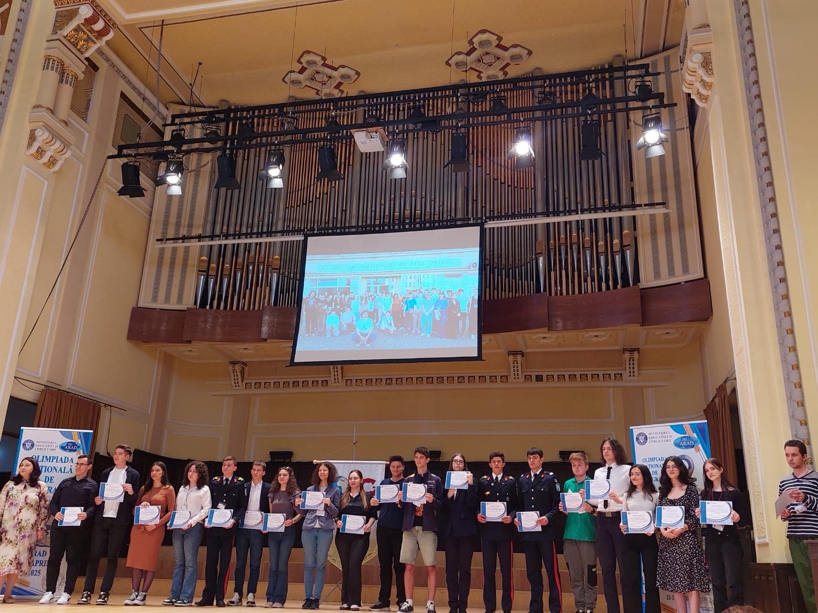 Rezultate remarcabile pentru elevii sibieni la Olimpiada Națională de Geografie de la Arad