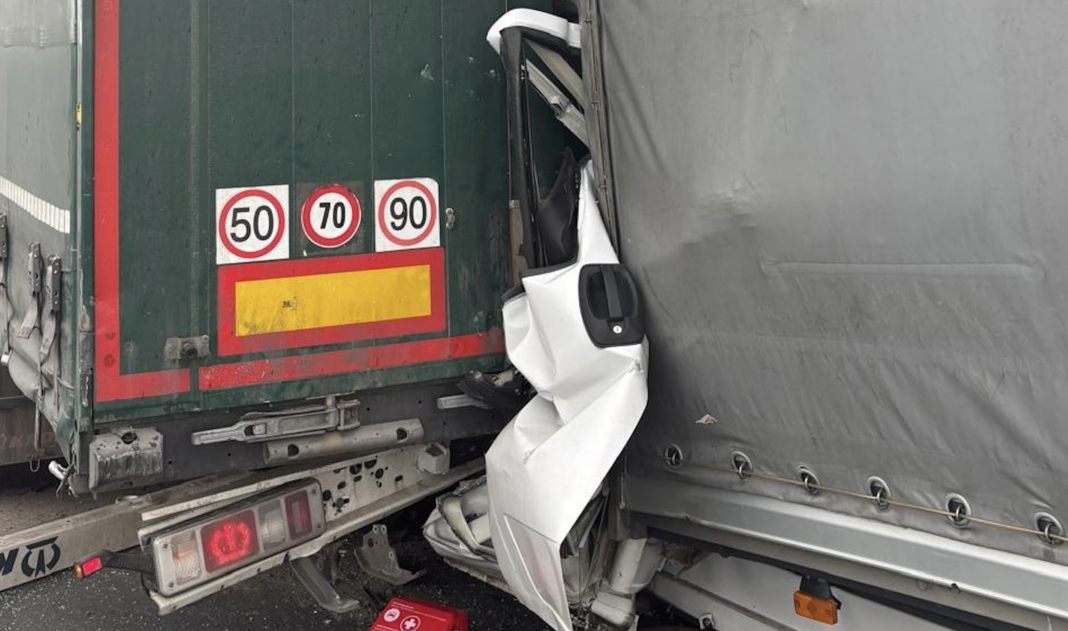 Screenshot 2025-04-15 at 17.26.11