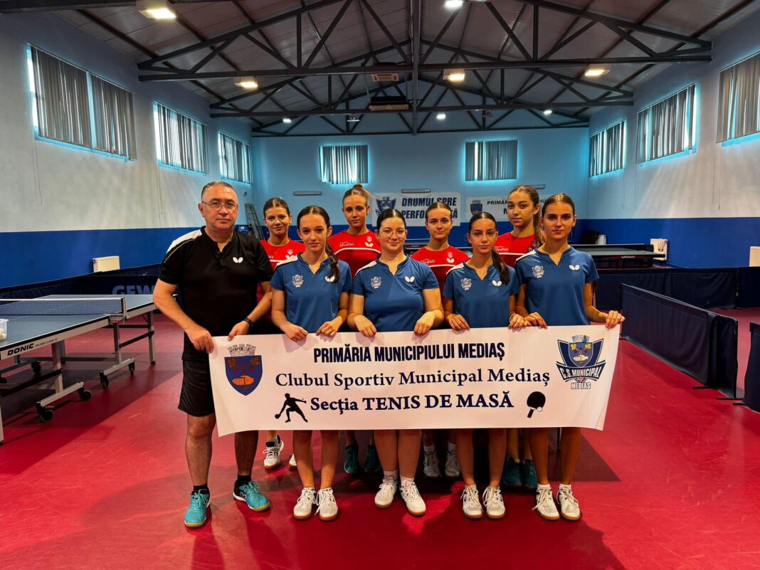 echipa tenis masa CSM feminin