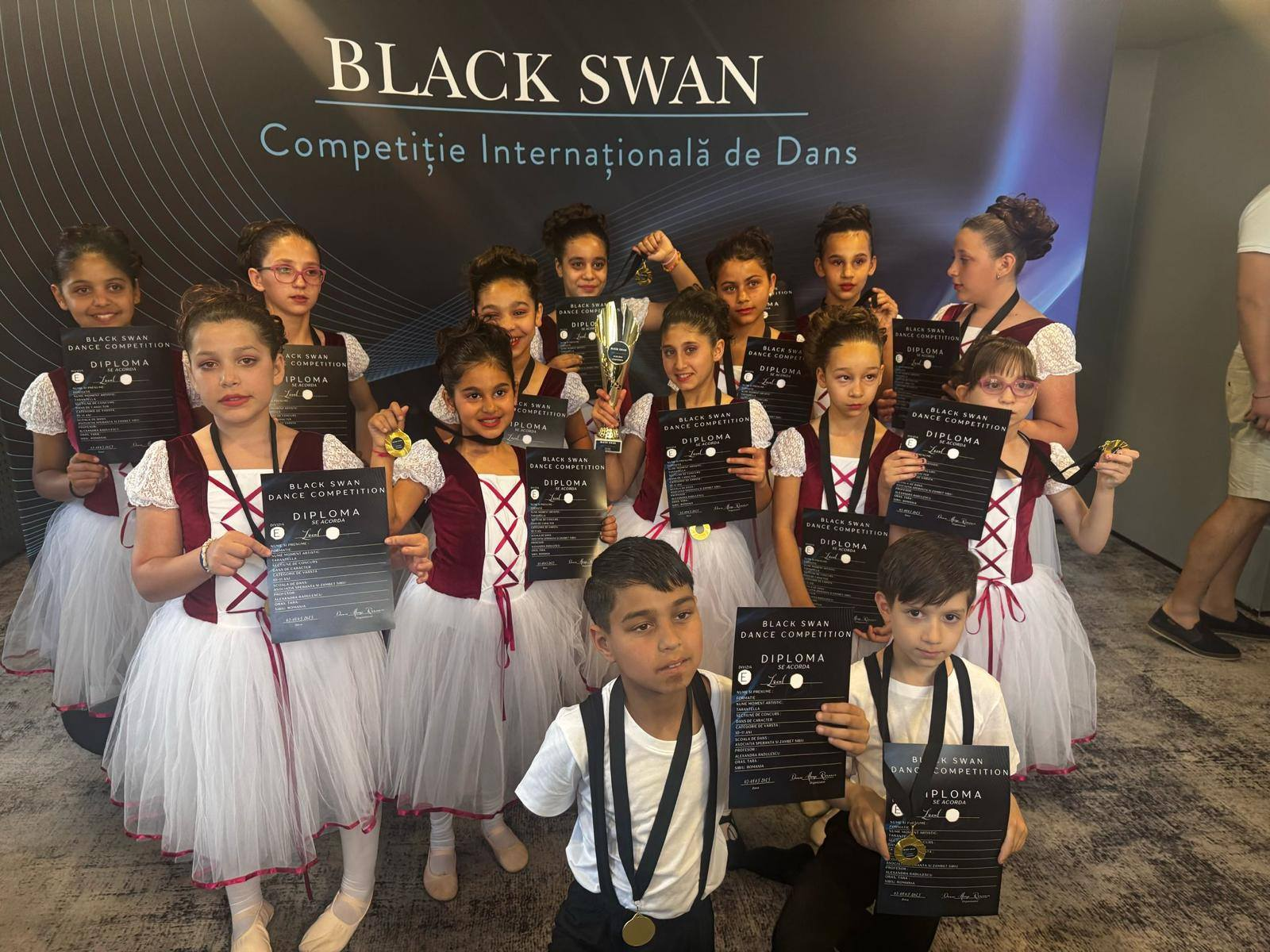 Copiii din grija DGASPC Sibiu, pe primul loc la concursul național de dans Black Swan