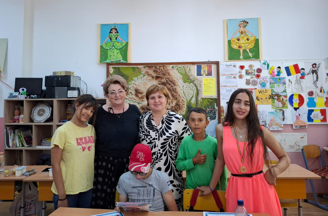 Festivitate de premiere la Centrul Școlar de Educație Incluzivă „Turnul Roșu”
