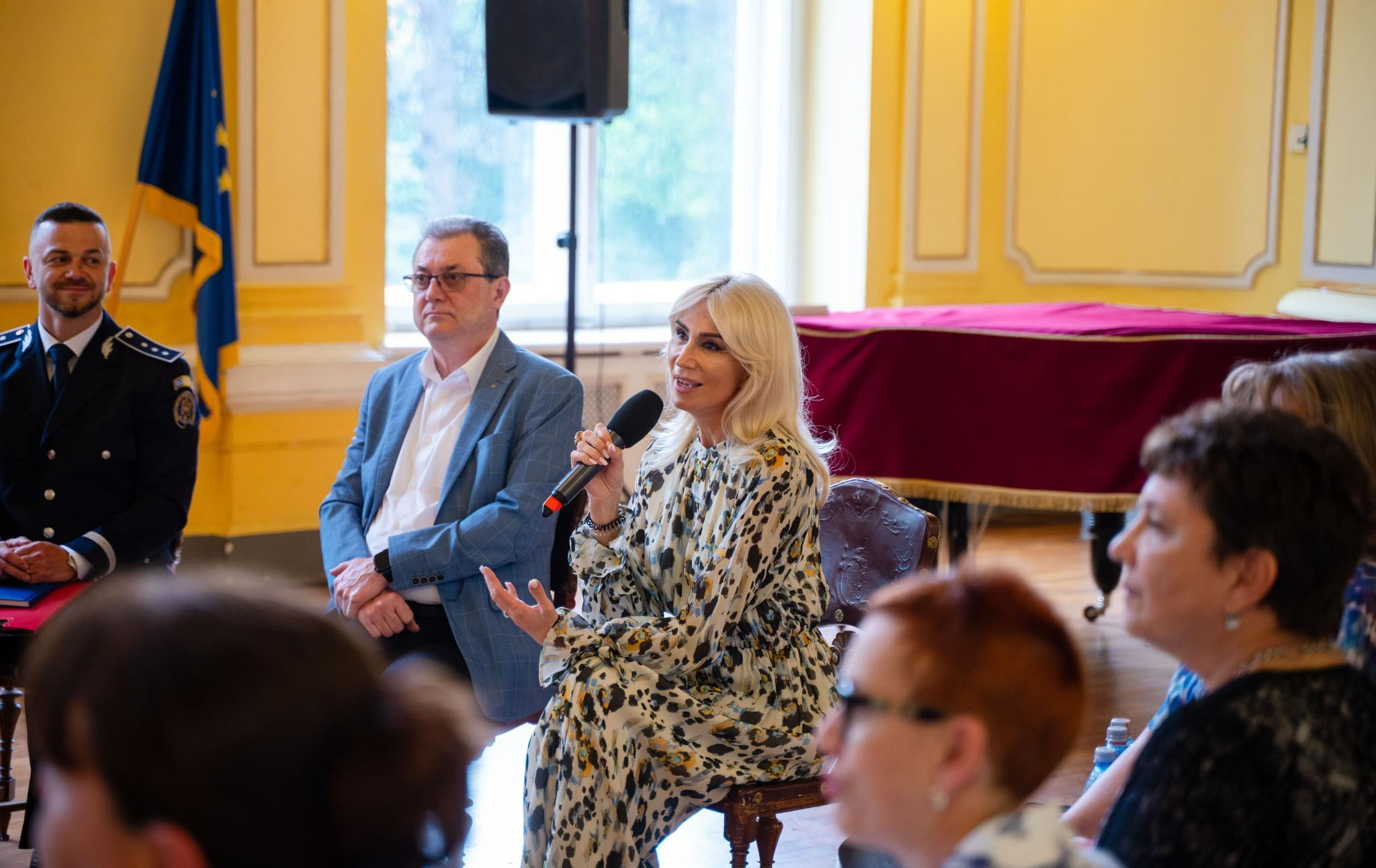 Ministrul Educației și deputatul Raluca Turcan, în dialog cu școlile private din Sibiu despre siguranța elevilor și măsuri legislative esențiale