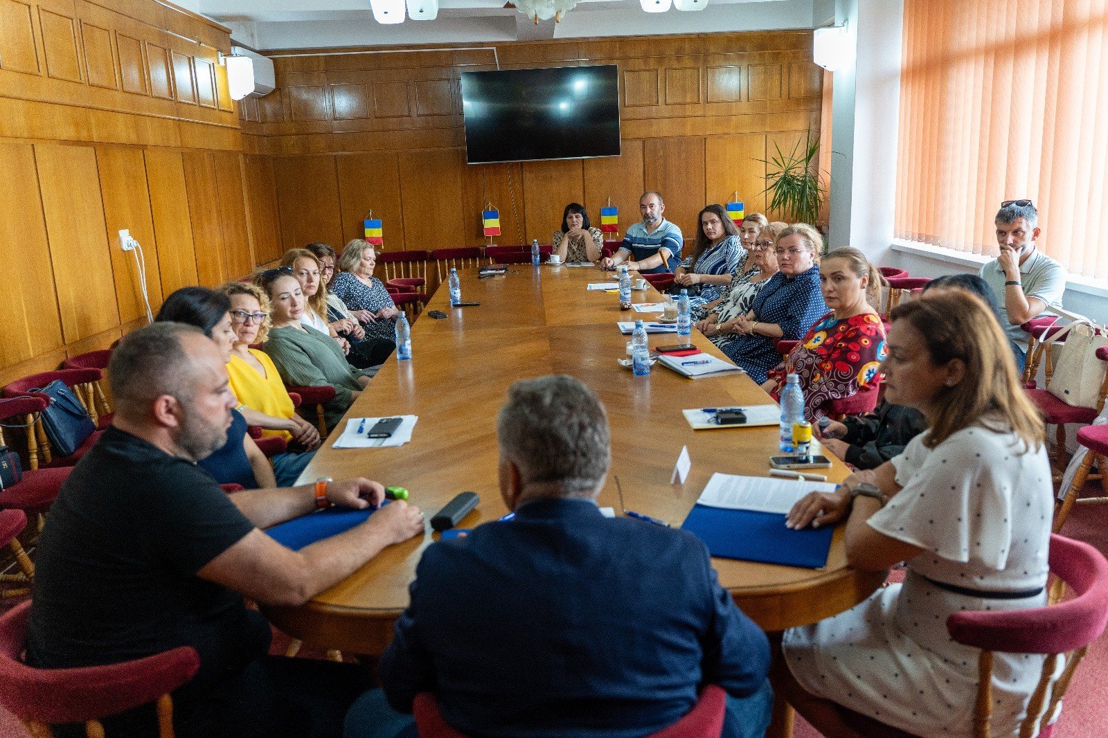 S-a semnat ultimul contract din proiectul de dotare a școlilor din Mediaș!