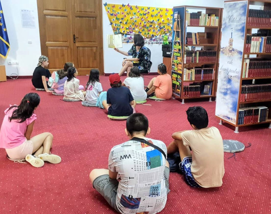 Vară plină de povești, jocuri și descoperiri pentru copii la Filiala Cisnădie a Bibliotecii ASTRA