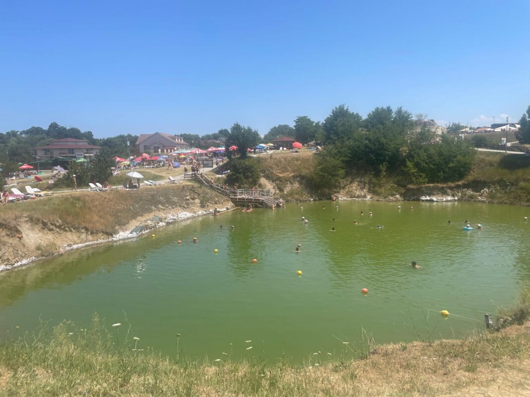 683b413d-09b8-41ae-9190-b2bfd266931c