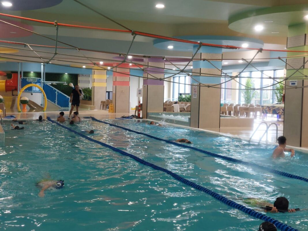 Programul „Ora de sport la înot”