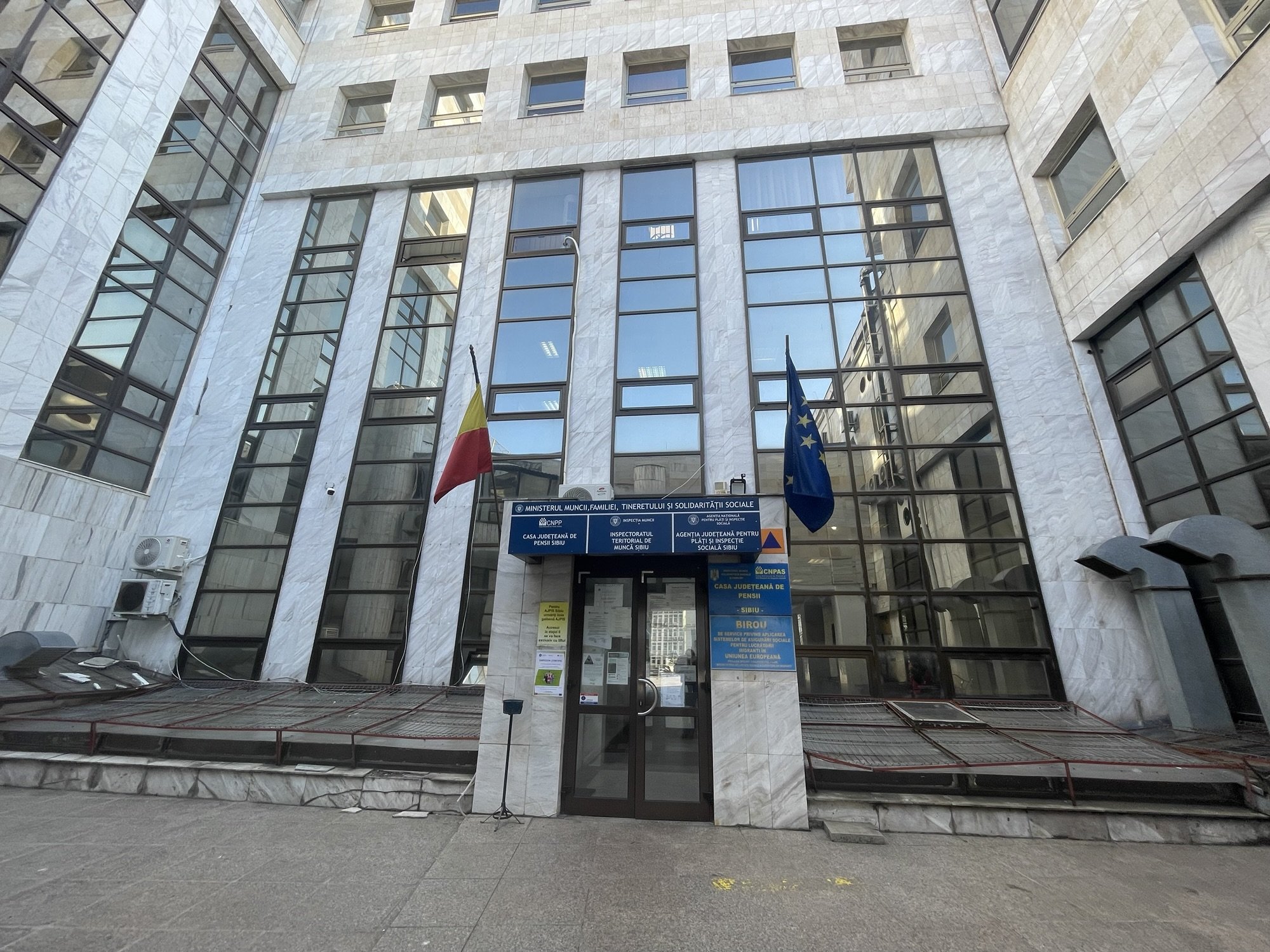 AJPIS Sibiu a efectuat plățile pentru peste 79.000 de beneficiari de drepturi sociale