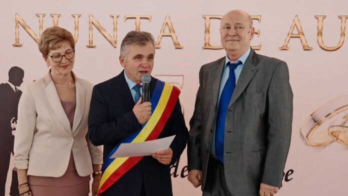 Cupluri de nuntă de aur premiate pentru 50 de ani de căsătorie la festivitatea din Mediaș