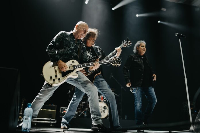 Trupa IRIS la concert pe scena Festivalului Transilvania Multiculturală din Biertan