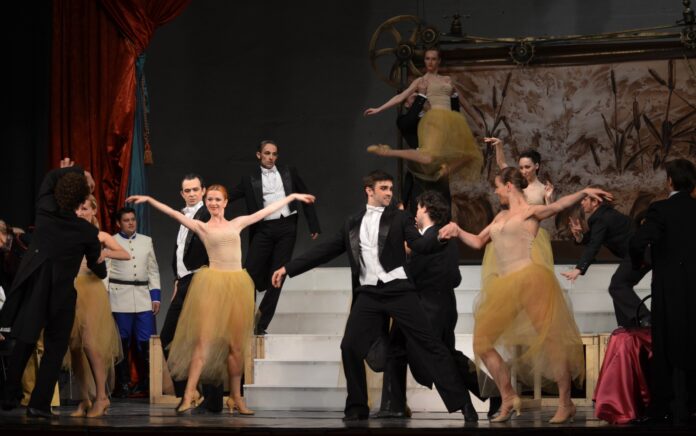 Silvia 4 Distribuția spectacolului de operetă Silvia la Festivalul de Operă Sibiu 2025