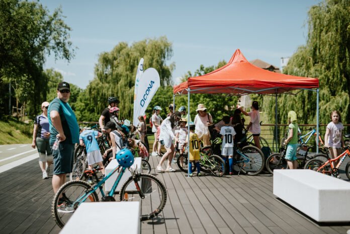 Ciclisti participanti la Cibin Bike Day Sibiu pe traseul urban