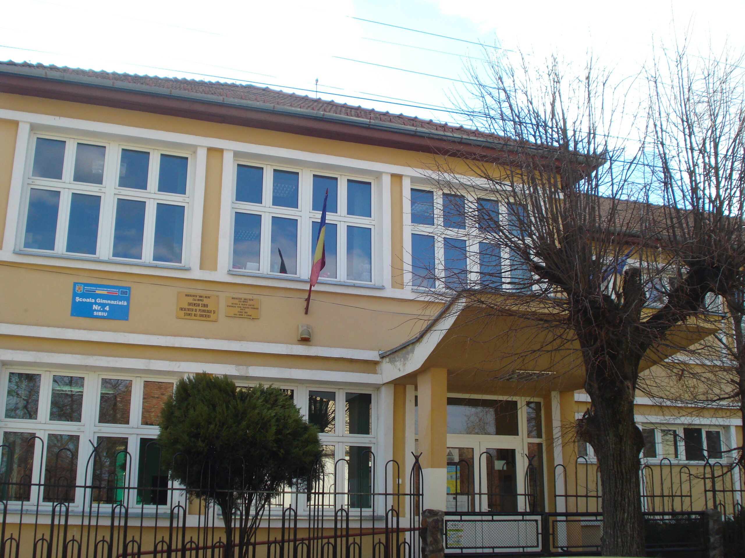 Extinderea Școlii nr. 4 din Sibiu cu noi săli de clasă și sală de sport