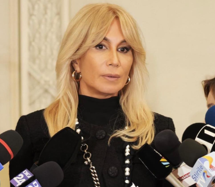 Raluca Turcan critică PSD-ul, captură de ecran cu declarația ei politică.