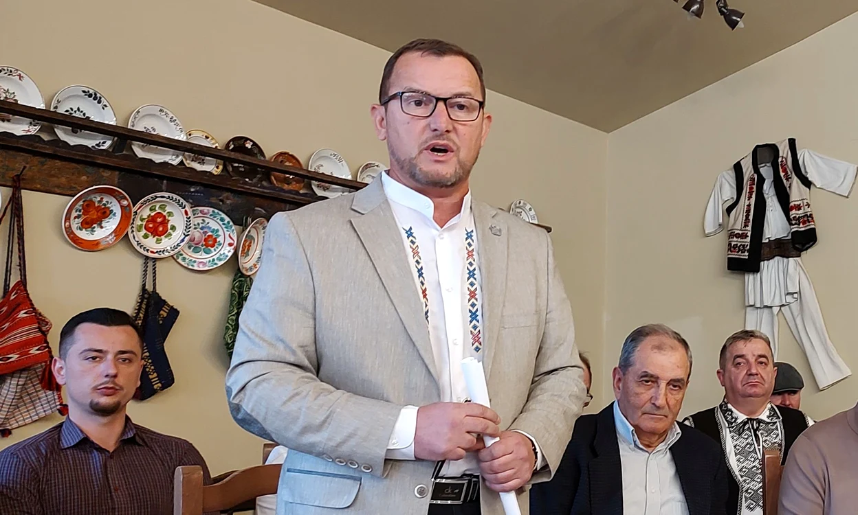 Călin Matieș, coordonator interimar AUR Sibiu, la un eveniment politic