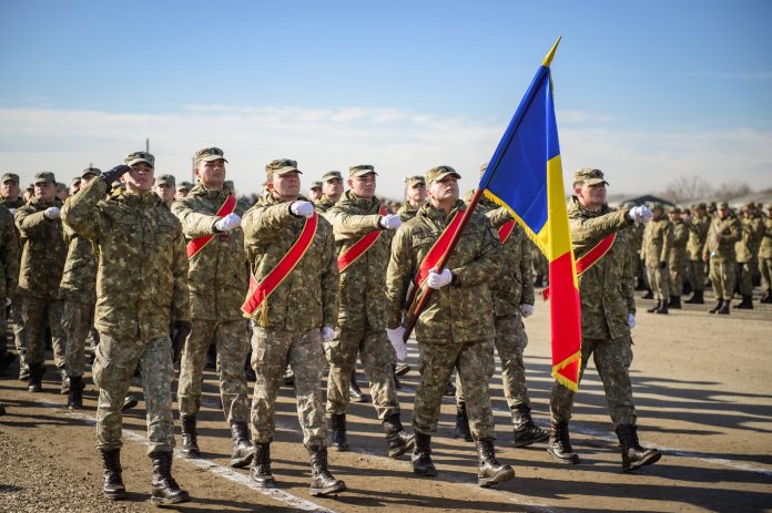 Cadeți ai Academiei din Sibiu la antrenament în poligonul Ghencea pentru Parada Militară