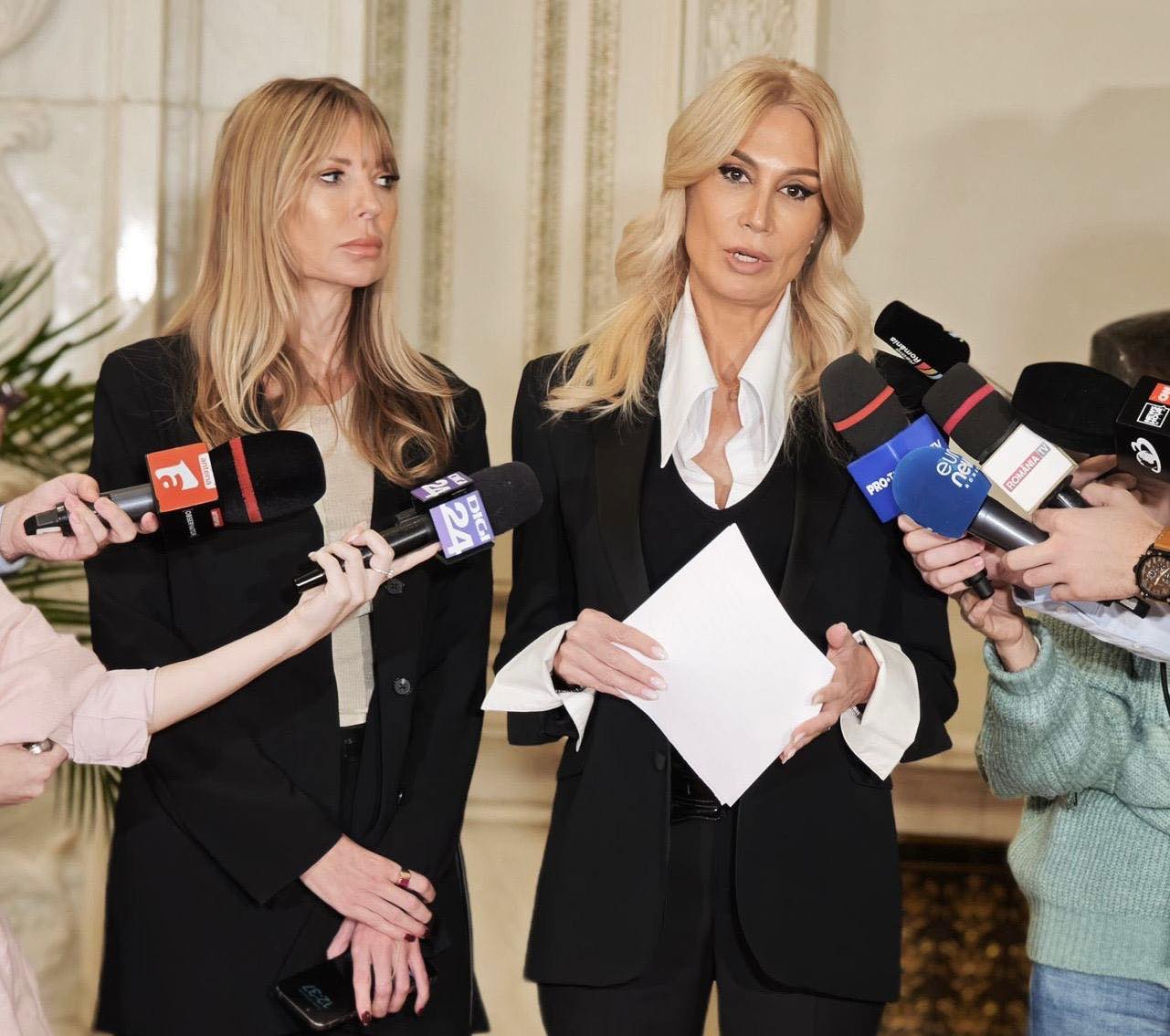 Raluca Turcan și senatoarea Victoria Stoiciu anunță proiect de lege pentru consiliere psihologică gratuită victimelor violenței domestice