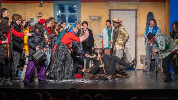 Spectacol gratuit „Țesătorul de vise” de la Teatrul Național Radu Stanca Sibiu pe Scena Digitală