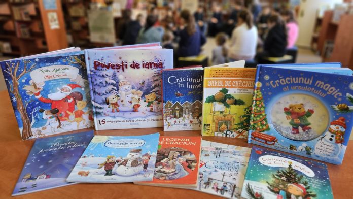 Copii participă la o activitate educativă interactivă în cadrul Școala Altfel la Biblioteca ASTRA