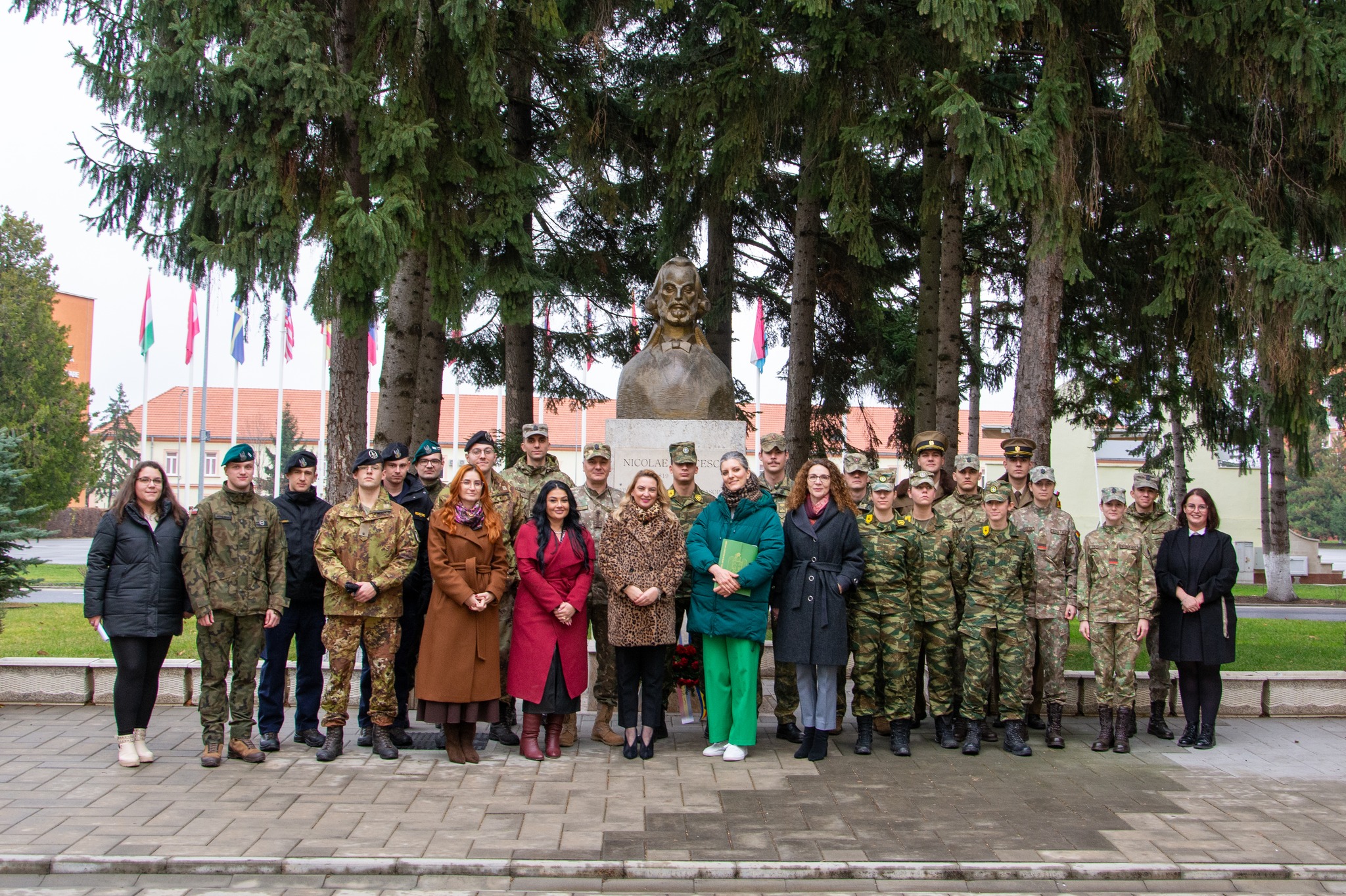 Participanții la modulul Valorilor Europene în sala de conferințe a Academiei din Sibiu