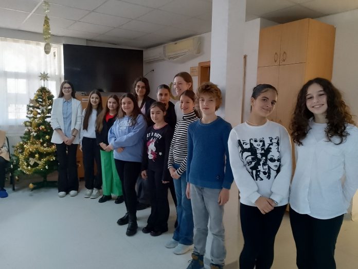 Cadouri și zâmbete la evenimentul de Cratea Medico-Socială Săliște.
