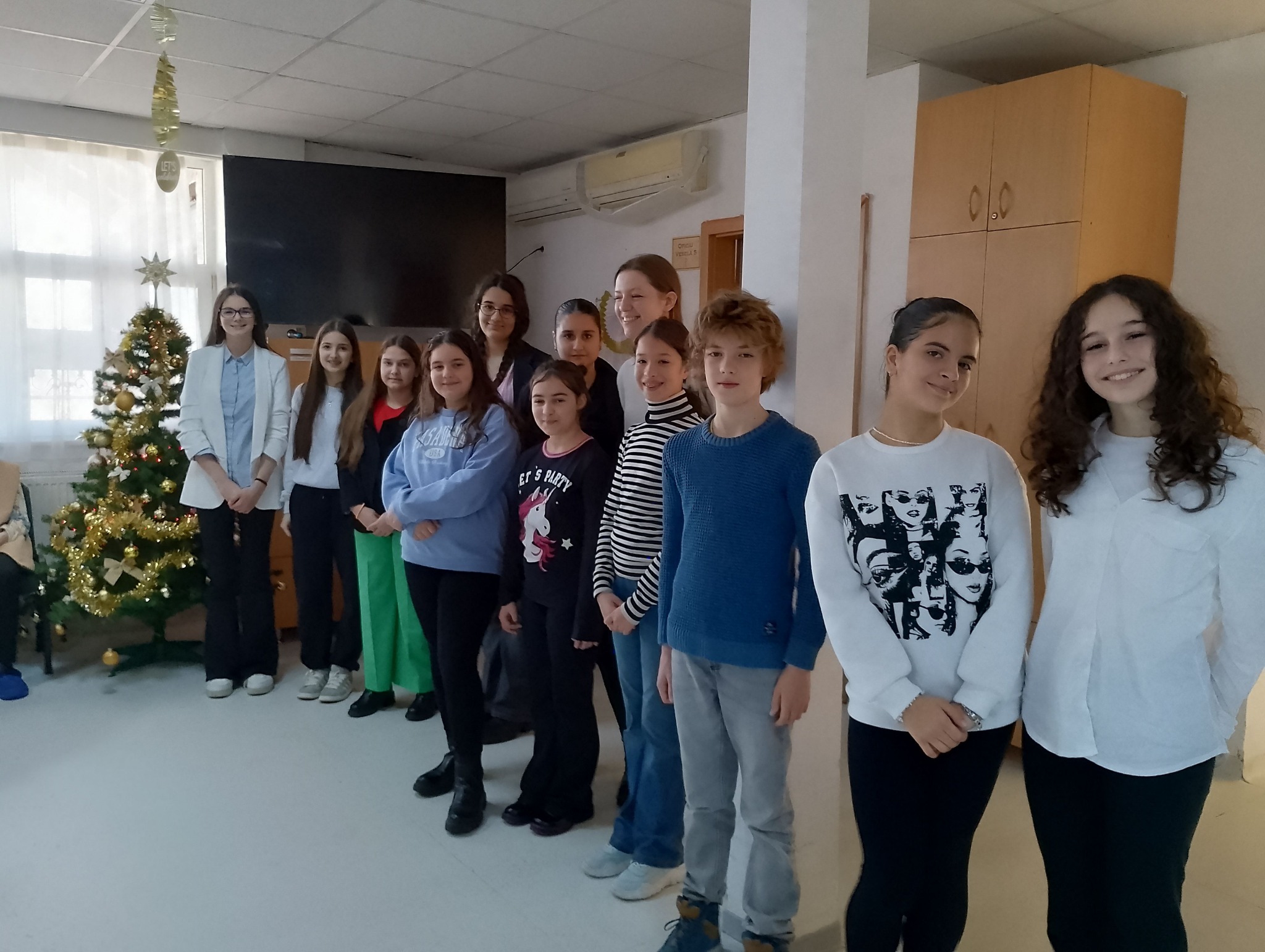 Cadouri și zâmbete la evenimentul de Cratea Medico-Socială Săliște.