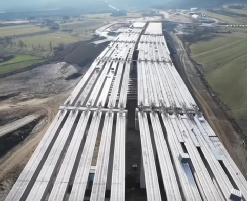 Screenshot 2025-12-15 231440