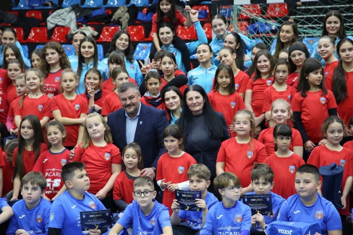 Prima Gală a Sportului din Cisnădie cu peste 350 de copii și tineri premiați pe scenă