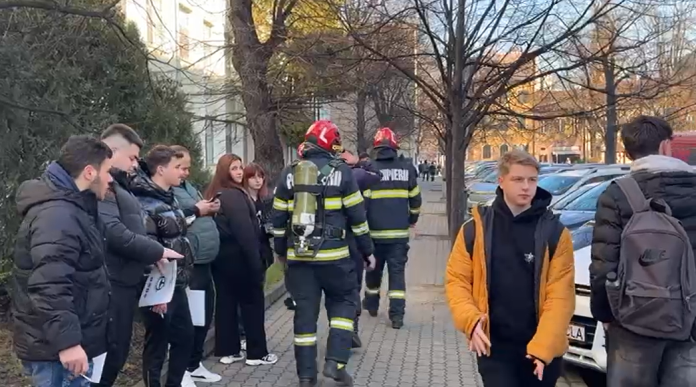 Știre online despre alerta de gaz și evacuarea de la Colegiul Național