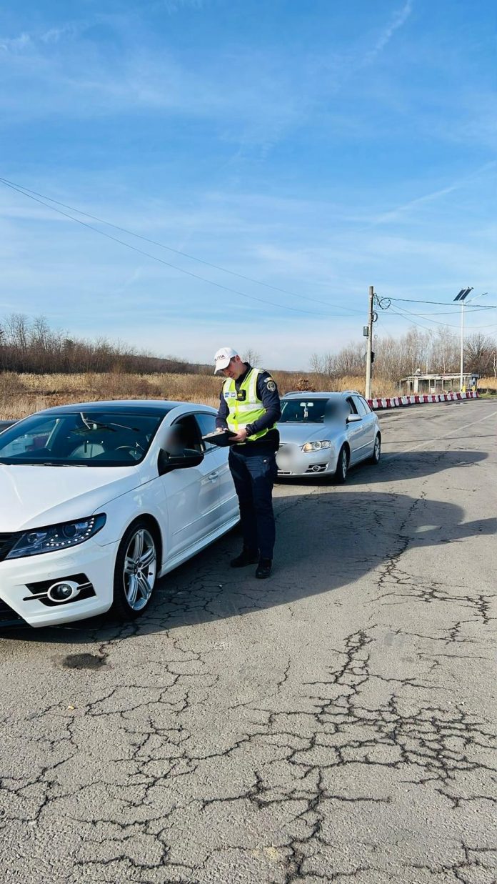 Șofer oprit pentru control de poliție pe autostrada DN1 lângă Sibiu