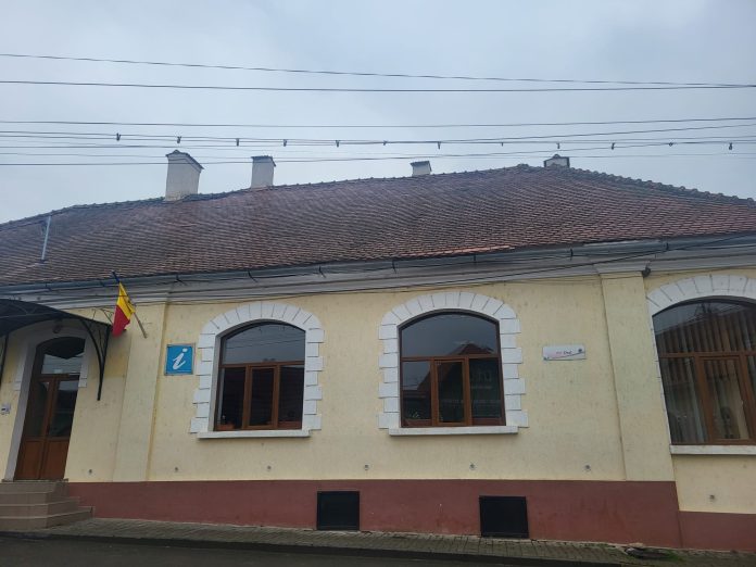 Protest al comunității din Apoldu de Jos pentru copiii victime ale agresiunilor