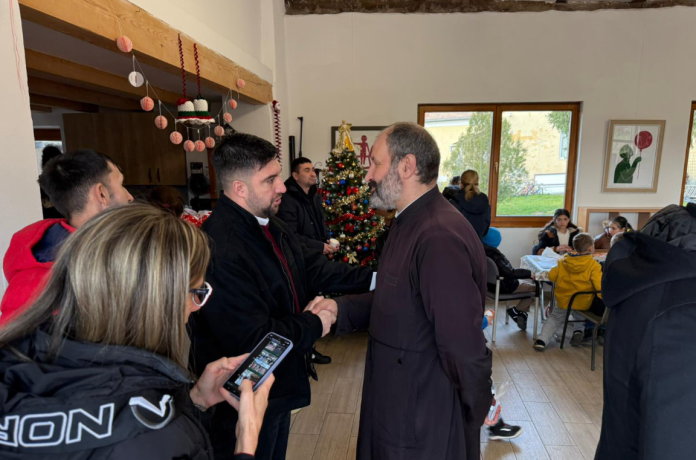 Subprefectul Florian Giubegă la evenimentul Sfântul Nicolae din Gușterița