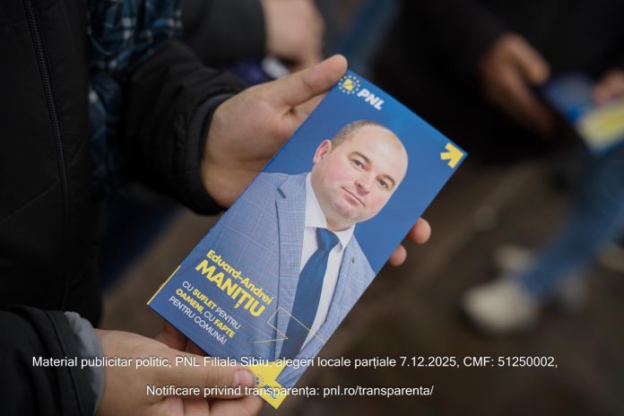 Primarul Eduard Manițiu discută cu locuitorii Comunei Cârța despre proiectele primăriei