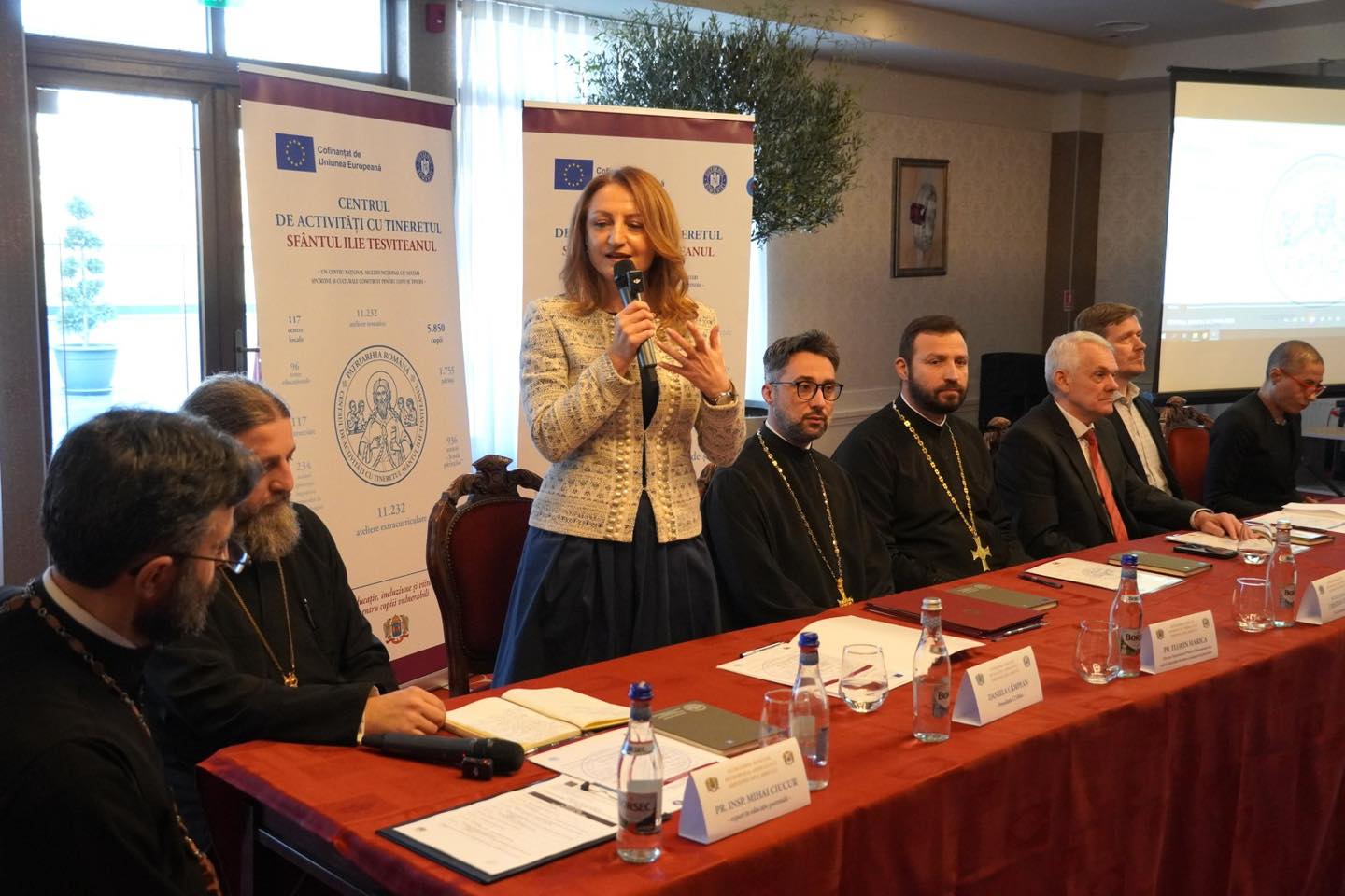 Daniela Cîmpean susține un parteneriat autorități Biserică pentru sprijinirea tinerilor defavorizați