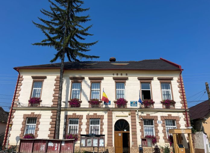Primăria Brădeni distribuie haine de iarnă gratuite pentru persoanele vulnerabile