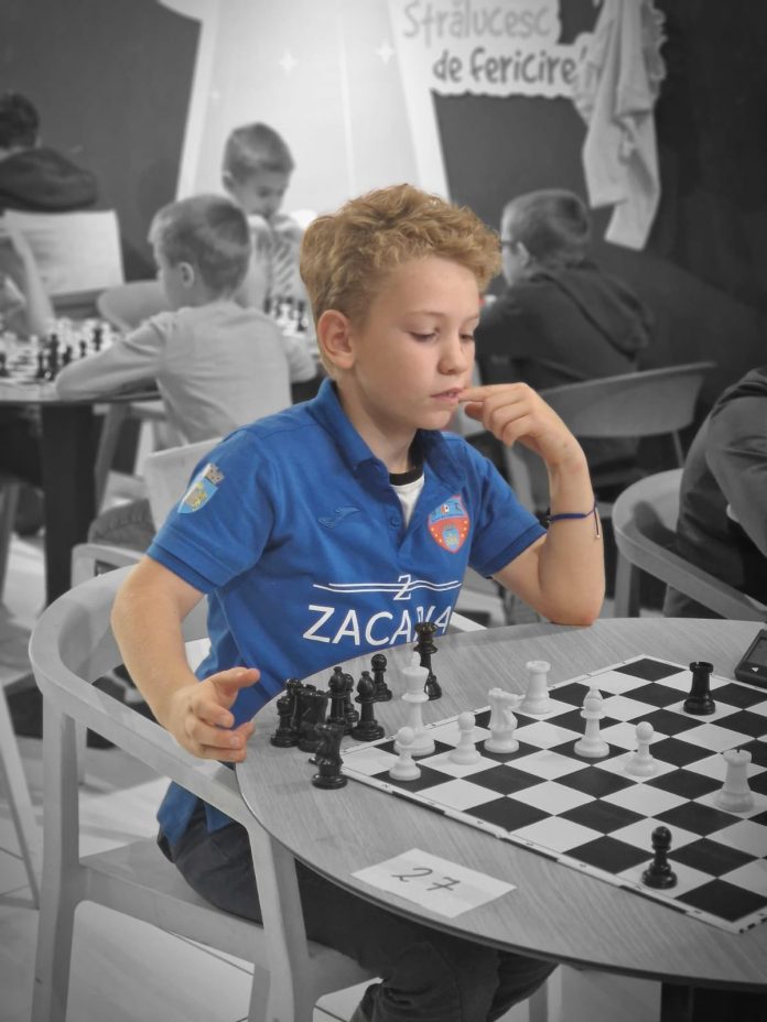 Trofee și premii pentru câștigătorii Campionatului Național de Șah