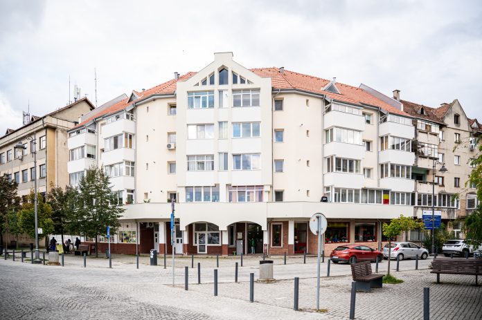 Bloc Uzinei 1 în faza finală a proiectului de eficientizare energetică din Sibiu