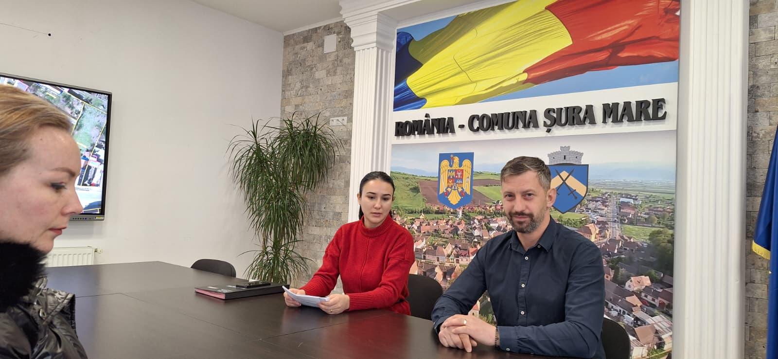 Copii din Șura Mare savurând o Masă sănătoasă la Hanul La Cetate Slimnic